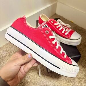 Converse Size 8.5 Women's Red Canvas Sneakers